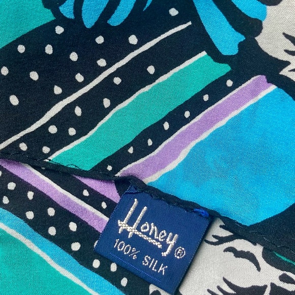 Vintage HONEY silk scarf - Picture 3 of 14